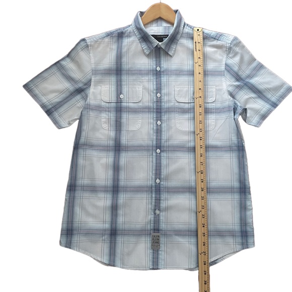 Calvin Klein Men’s Short Sleeve Button Front Shirt Plaid Size:L Blue/White/ Red - Picture 2 of 5